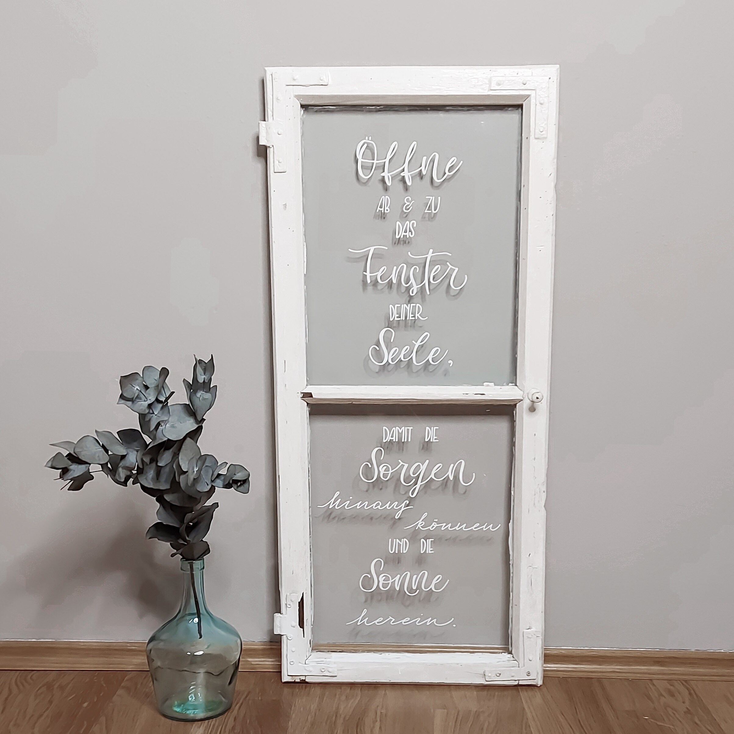 VintageFenster mit HandletteringSpruch Etsy.de