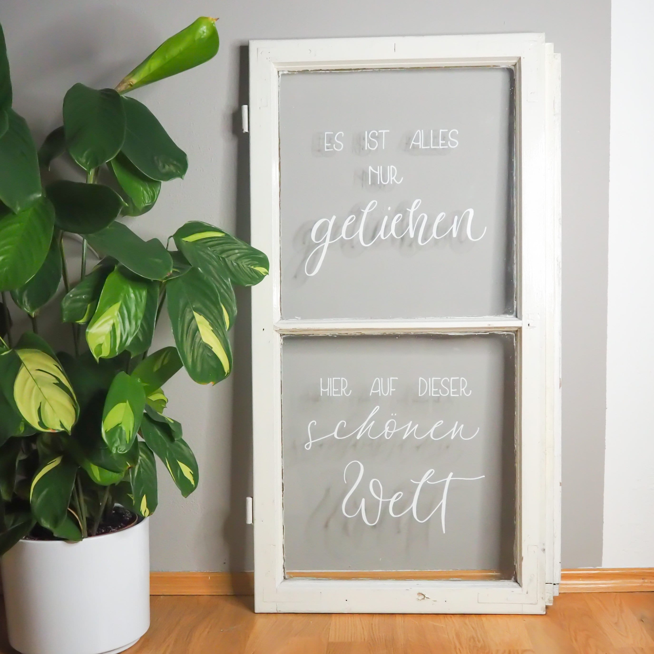 VintageFenster mit HandletteringSpruch Etsy.de