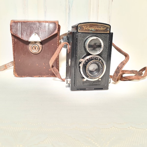 Voigtländer Brillant Appareil photo analogique Anastigmat-Skopar 1:4,5 F-7,5 cm avec sac en cuir Photographie ancienne des années 1930 40 Allemagne