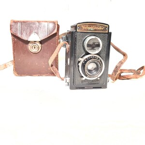 Voigtländer Brillant Appareil photo analogique Anastigmat-Skopar 1:4,5 F-7,5 cm avec étui en cuir Photographie ancienne années 1930-40 Allemagne