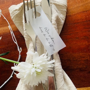 Segnaposto/etichetta/etichetta per posate/celebrazione/matrimonio/battesimo/compleanno/piacere di averti qui