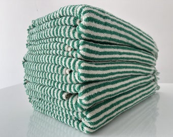 Green Bath Towel, Personalized Gift, Turkish Towel, Vintage Towel, Soft Towel, Organic Towel, Bath Decor Towel, Mothers Day Gift