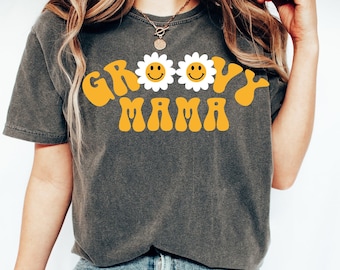 Groovy Mama Daddy Shirt,Groovy Mom Tshirt,Groovy Birthday Party Outfit,Custom Family Groovy Tee,70s Mama Gift,Groovy Party,Retro Daddy  tee