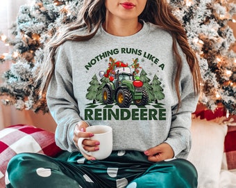 Retro Nichts läuft wie ein Rentier-Shirt, Weihnachtstraktor-Ren-Pullover, Traktor-Weihnachtshemd, Santa-Traktor-Sweatshirt, Country-Hemd