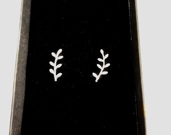 Leaf Climber Stud Earrings