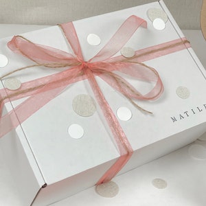 Personalisierte Geschenkbox Wellnessbox Pink für Geschenk Muttertag Geburtstag Wellness Gift Hochzeit in 3 Varianten für Freundin Frauen102 Bild 2