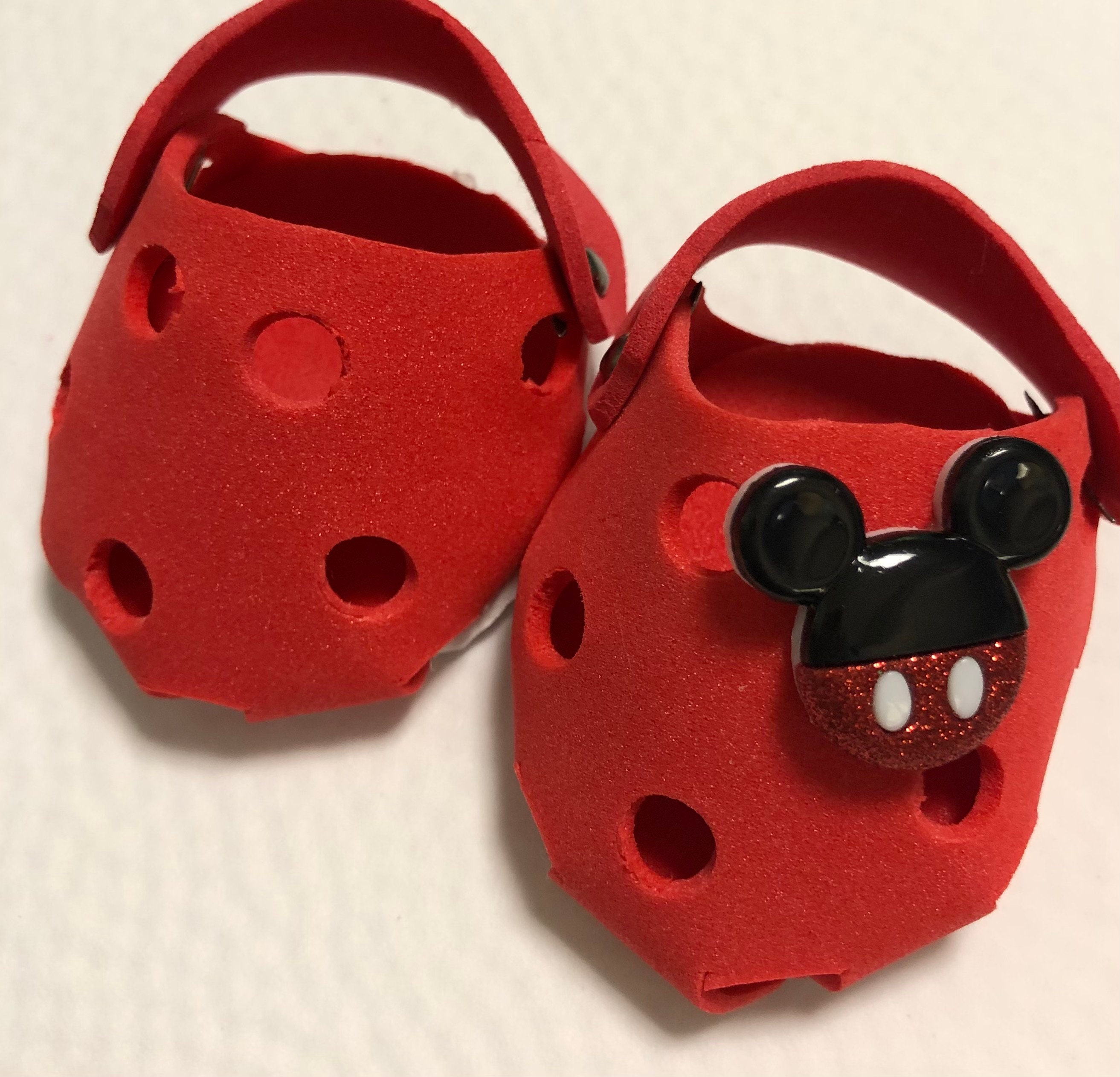 Crocs grendene sale mickey