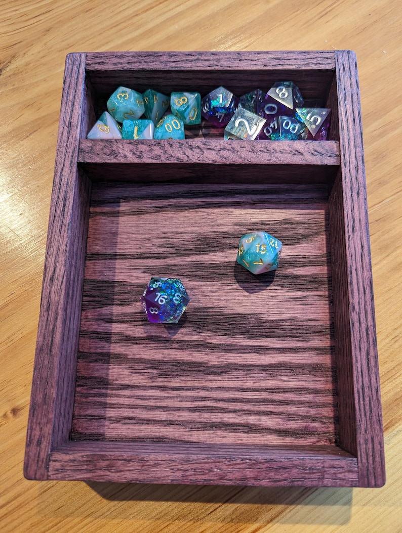 Bandeja y caja para dados de madera hechos a mano para juegos de mesa/rol. imagen 10