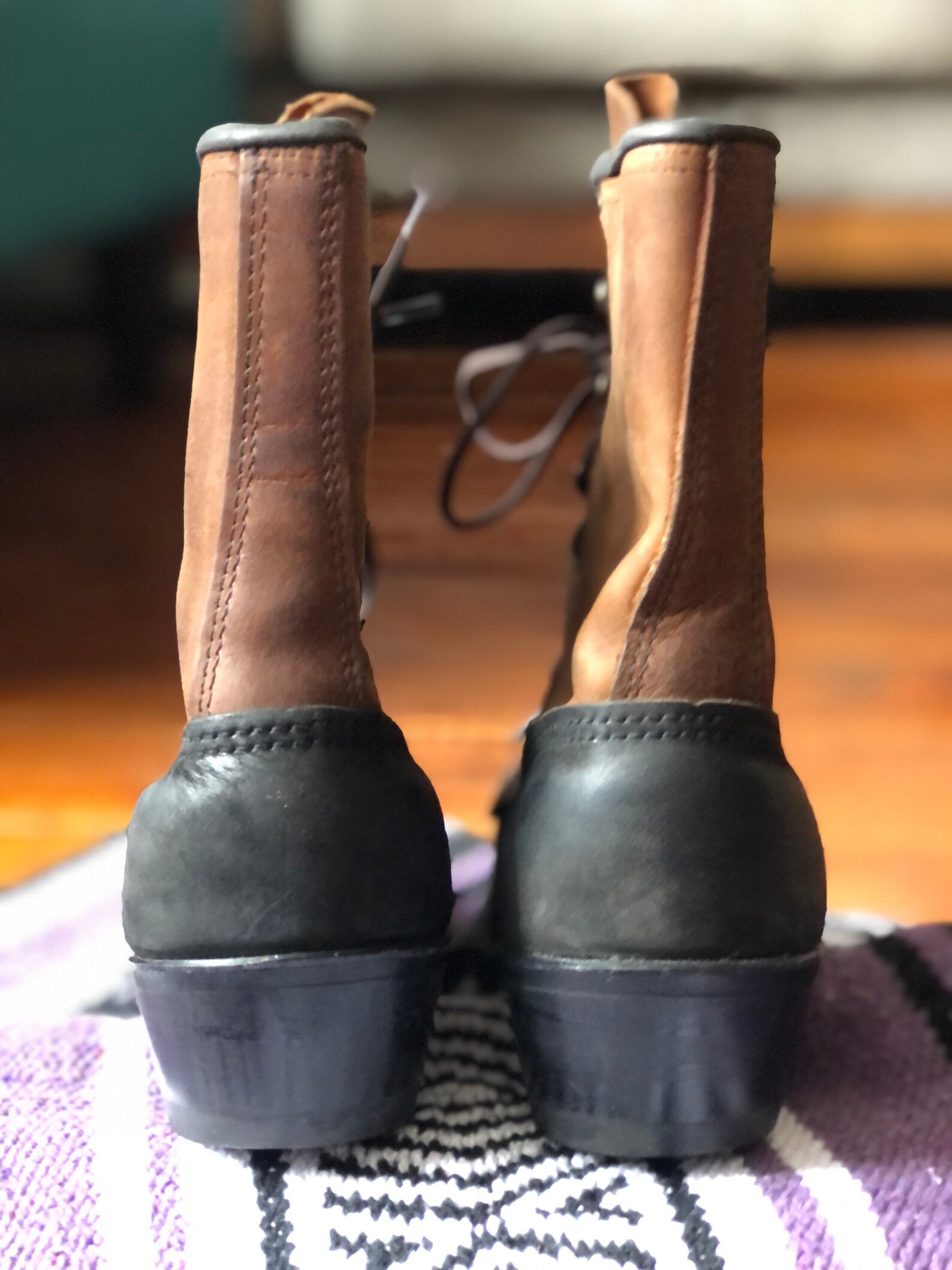 lace up ropers