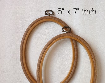 Embroidery Flexi Hoop Oval Cross Stitch Display Wood Effect in Size (5" x 7" inch)