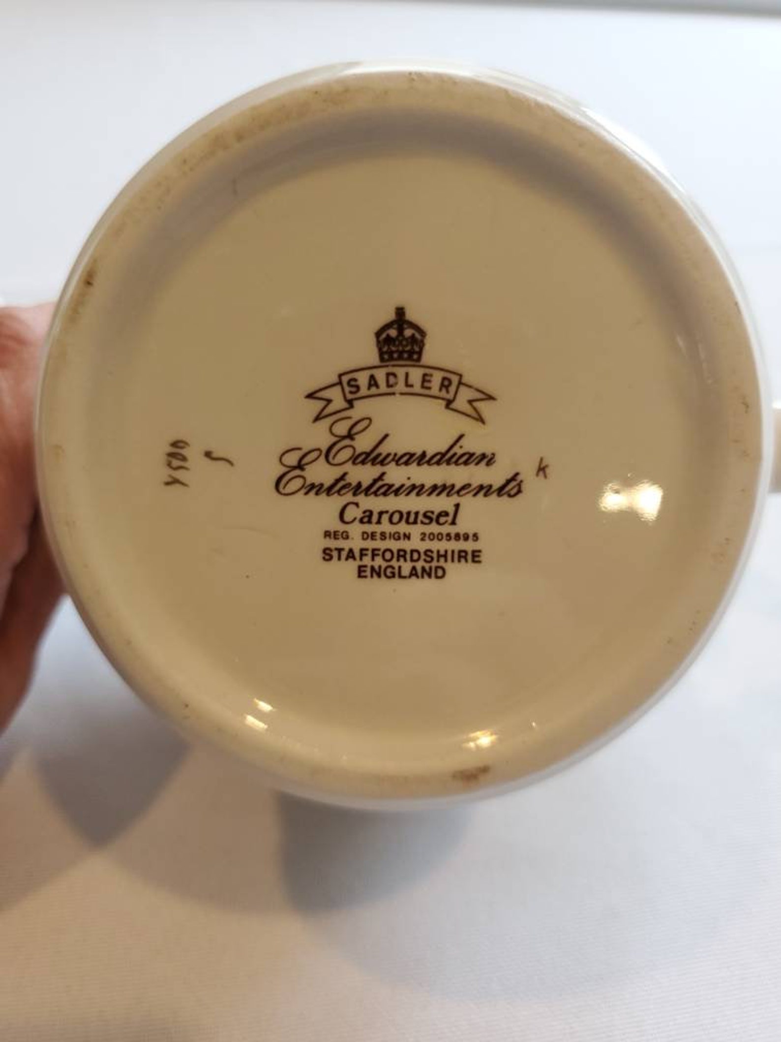 Sadler Edwardian Entertainments Carousel Teapot With Circustent Lid