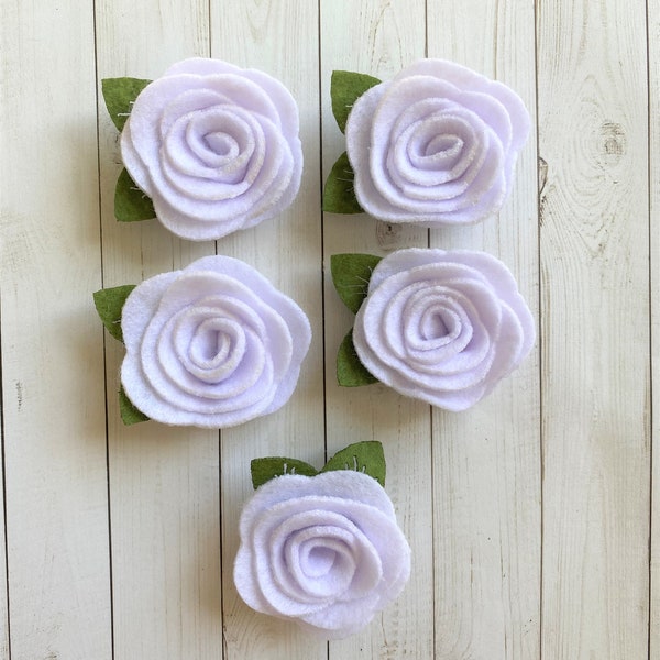 Flower Magnets - Felt Flower Magnets - Flower Decor - Spring Flower Decor - White Flowers - Wedding Decorations - Wedding Decor