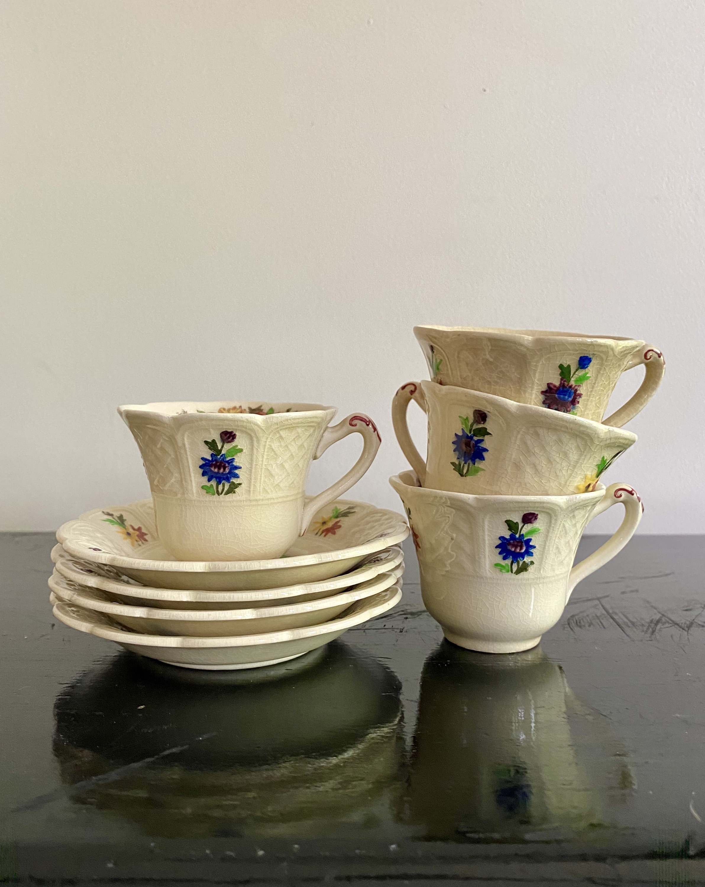 英国COALPORT　C&S Set of Four Vintage Coalport Kingsware Cups and Saucers, Made in