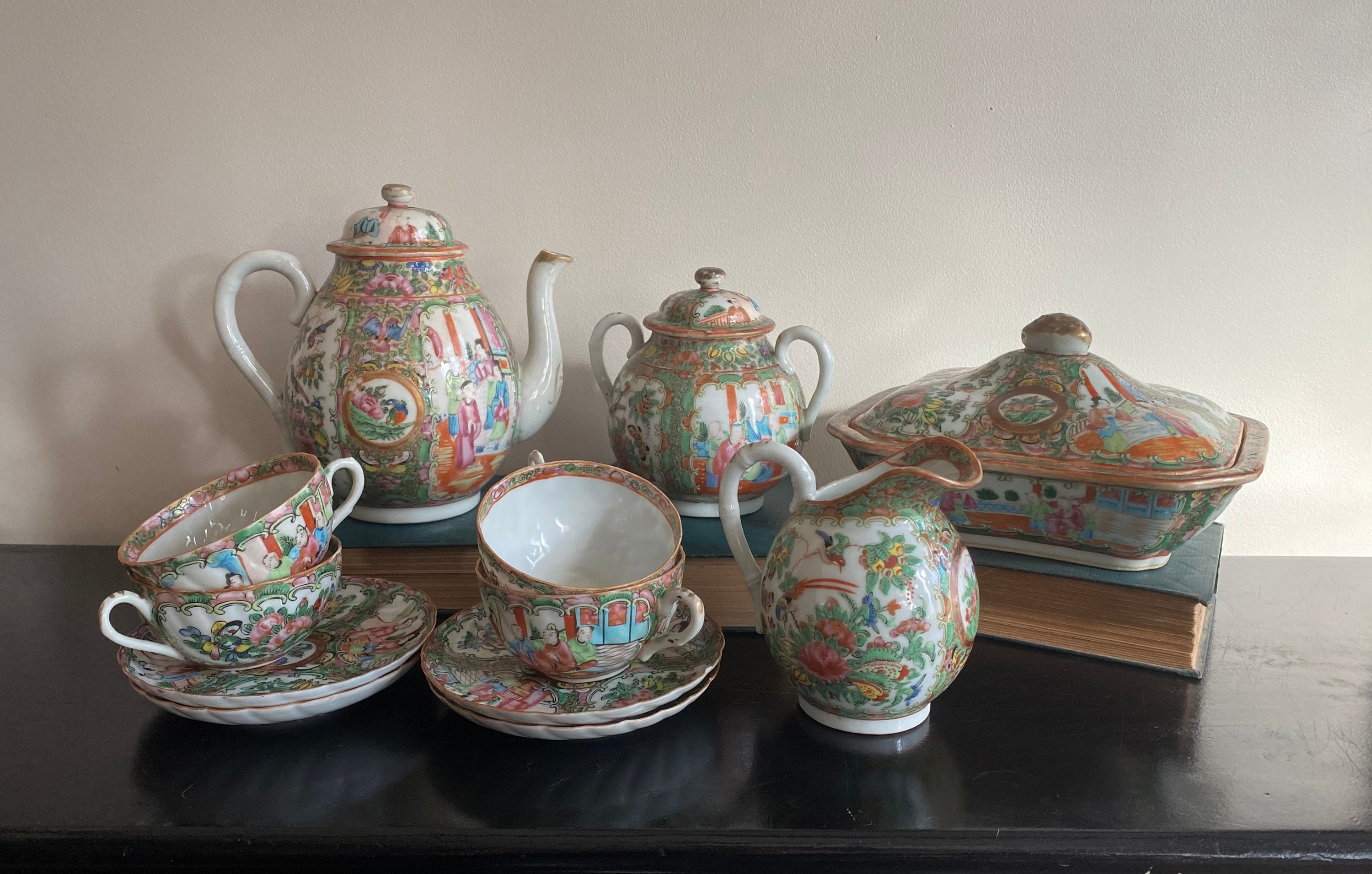 Chicken Gongfu Tea Set, Antique Style: Teapot, Cups, Pitcher & Filter
