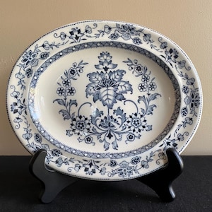 Antique Wedgwood blue and white &quot;Madrarin&quot; oval shaped plate, Made in England, blue transferware