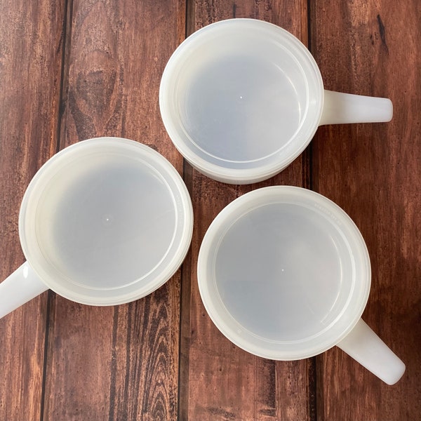 Set of 3 vintage white milk glass 14 oz ovenware soup/individual casserole dishes with single handle & plastic lids, Made in the USA