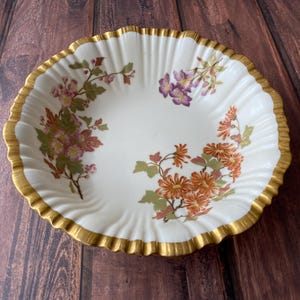 Antique Royal Worcester bowl with floral design & gold trim circa 1889, Made in England