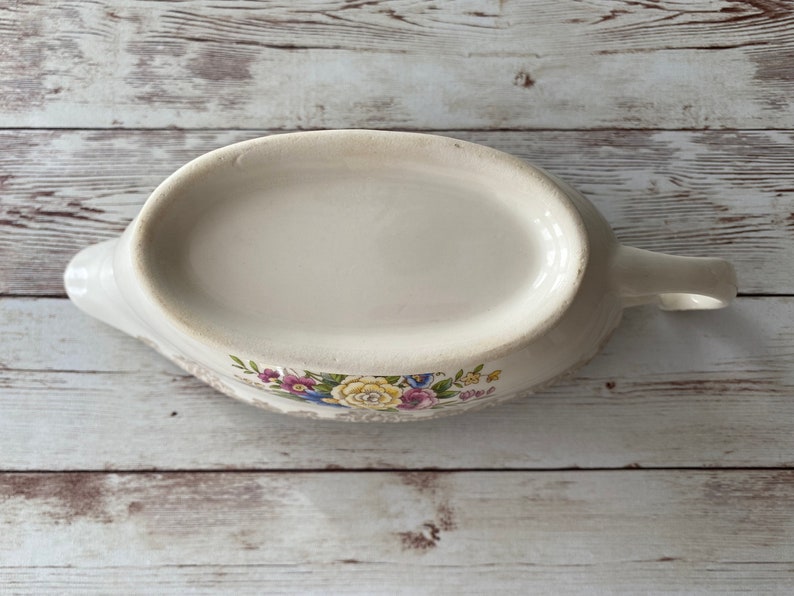 Vintage gravy boat with floral motif and gold filagree trim bild 10