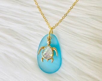 Sea Turtle necklace, sea turtle frosted glass necklace, turtle glass necklace, sea turtle pendant, nautical necklace