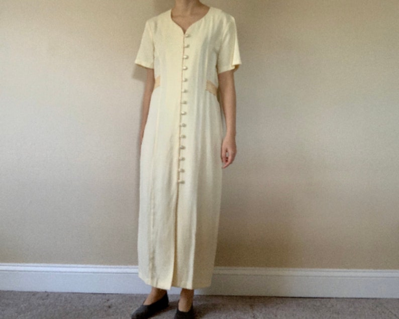 1980s vtg light yellow short sleeve long maxi dress