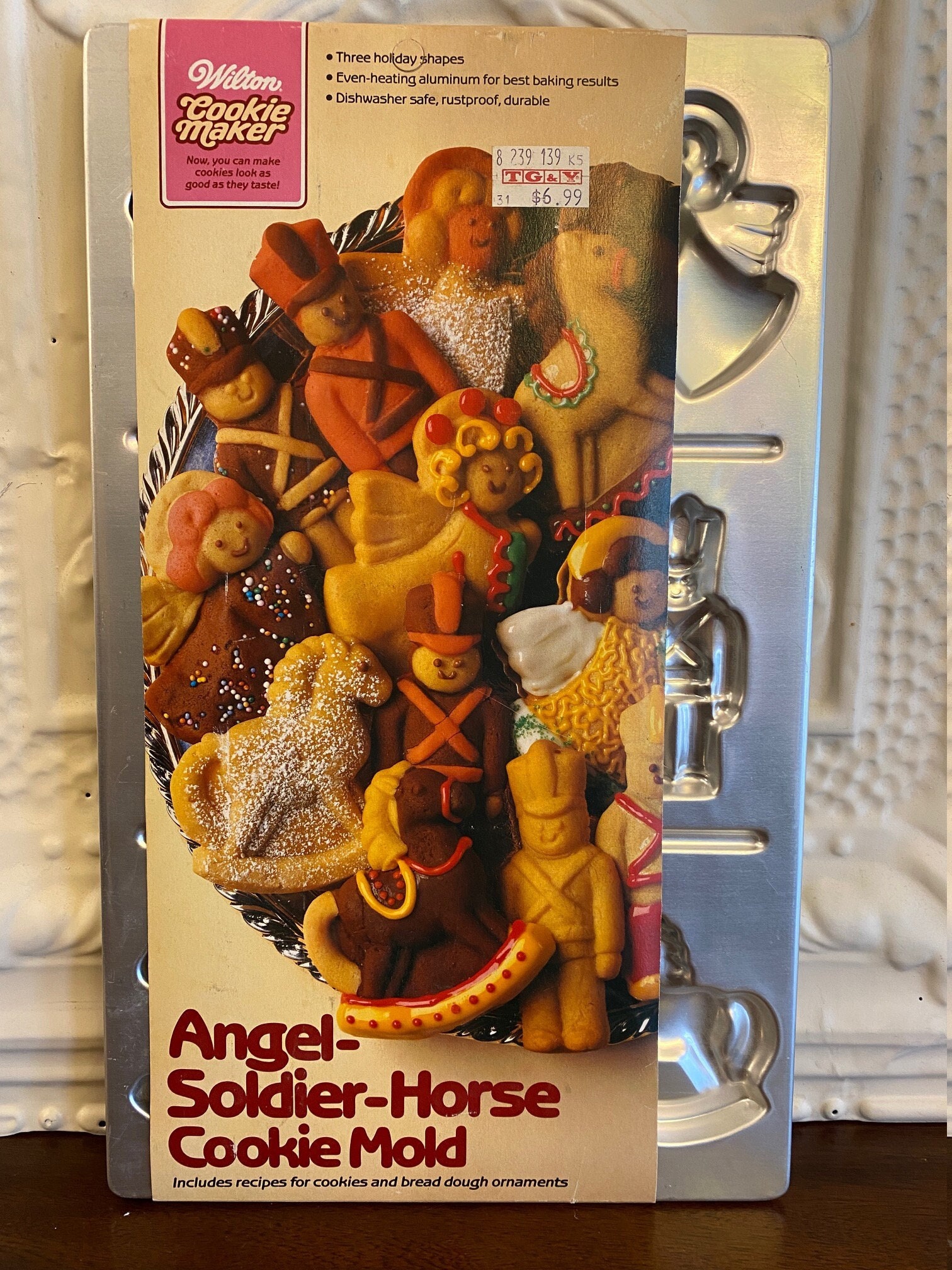 Wilton Gingerbread House Nonstick Pan Cookie Cake Mold 12x11 Inches UNUSED
