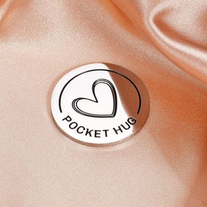  Naveeti Pocket Hug on Card – Pocket Hug Token for Men and  Women, Love Gift Token Keepsake, Long Distance Graduation Token, Thinking  of you Coin. : Toys & Games