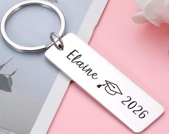 2026 Abschlussgeschenke mit Namen für Ihn Sie, Klasse von 2026 Schlüsselanhänger Masse Personalisierte College Geschenke für Frauen Männer High School Grad Studenten