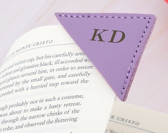 Marcador de esquina de cuero inicial personalizado de borde personalizado - Regalos para él - Regalos para ella - Regalo de aniversario- Regalos de marcador de cuero personalizados