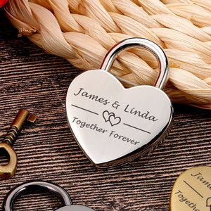 Custom Engraved Padlock, Valentine's Day Gift,Personal Heart Lock, Couples Gifts, Anniversary gift for Boyfriend,Engraved Lock for Boyfriend