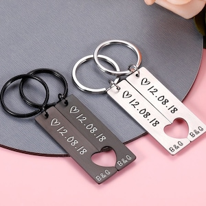 Custom Couple Keychain Personalized Gift For Boyfriend Girlfriend Matching Keychains Anniversary Gifts for Boyfriend Valentine's Day Gifts