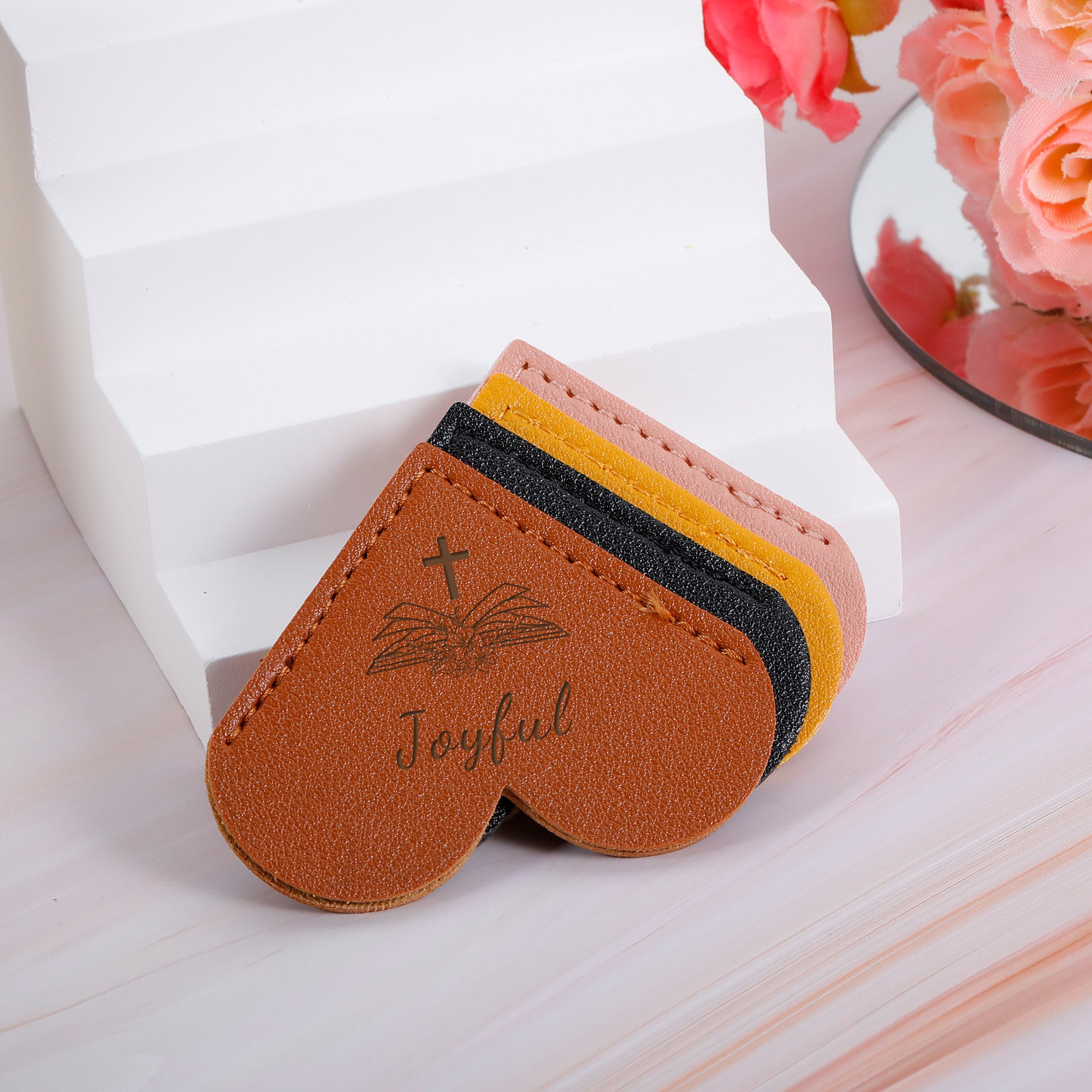 Personalized corner bookmark, Custom corner bookmark, teacher gift, custom name bookmark, Leather bookmark Gifts, Letters Corner Book Marks