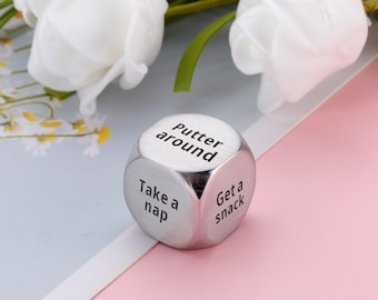 Personalisierter Date Night Würfel - Geschenk 5. Jahrestag - Würfel mit individueller Gravur - Verlobung Hochzeitsgeschenk Valentinstag Geschenk, Würfel individuell