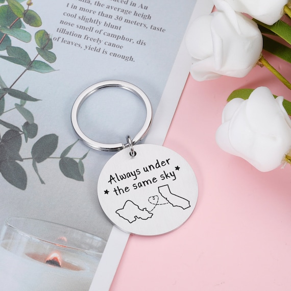 彼氏へのクリスマスプレゼント 遠距離恋愛のプレゼント、いつも同じ空