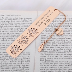 2025 Retirement gift, Happy Retirement Gift for Men Women Coworkers, Enjoy the next chapter Bookmark, Personalized Bookmarks for Retirement