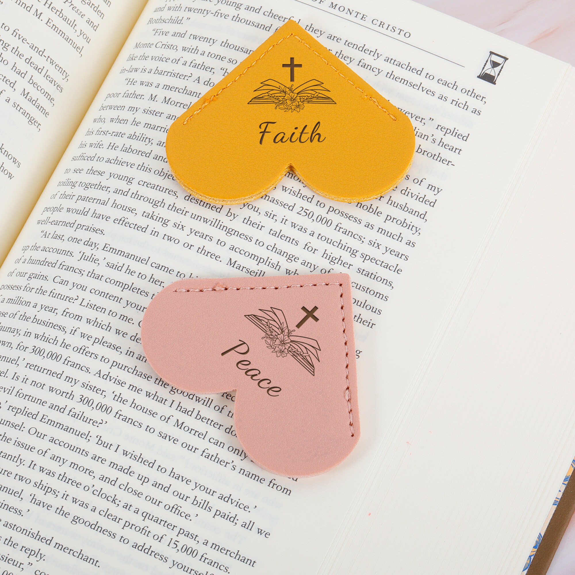 Personalized corner bookmark, Custom corner bookmark, teacher gift, custom name bookmark, Leather bookmark Gifts, Letters Corner Book Marks