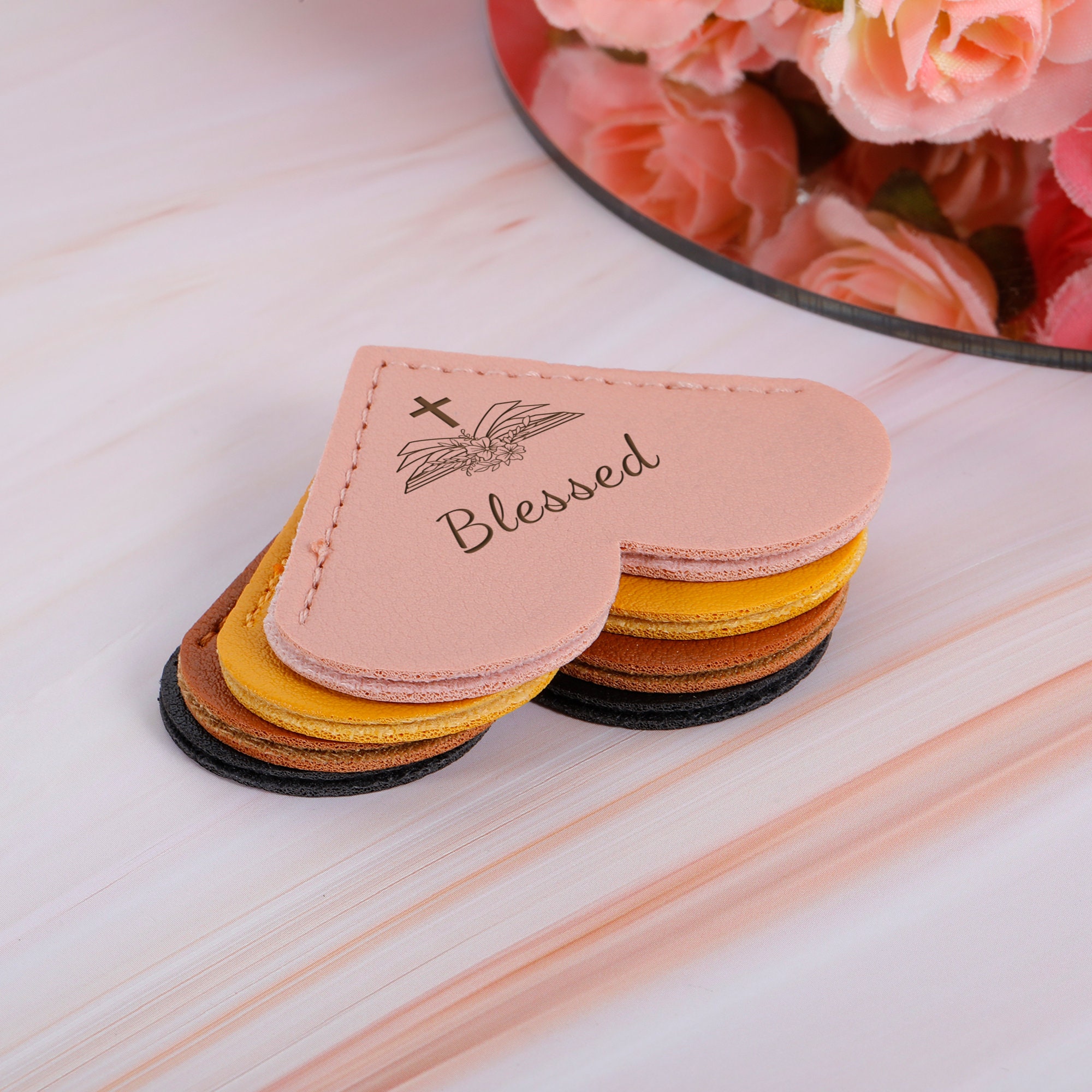 Personalized corner bookmark, Custom corner bookmark, teacher gift, custom name bookmark, Leather bookmark Gifts, Letters Corner Book Marks