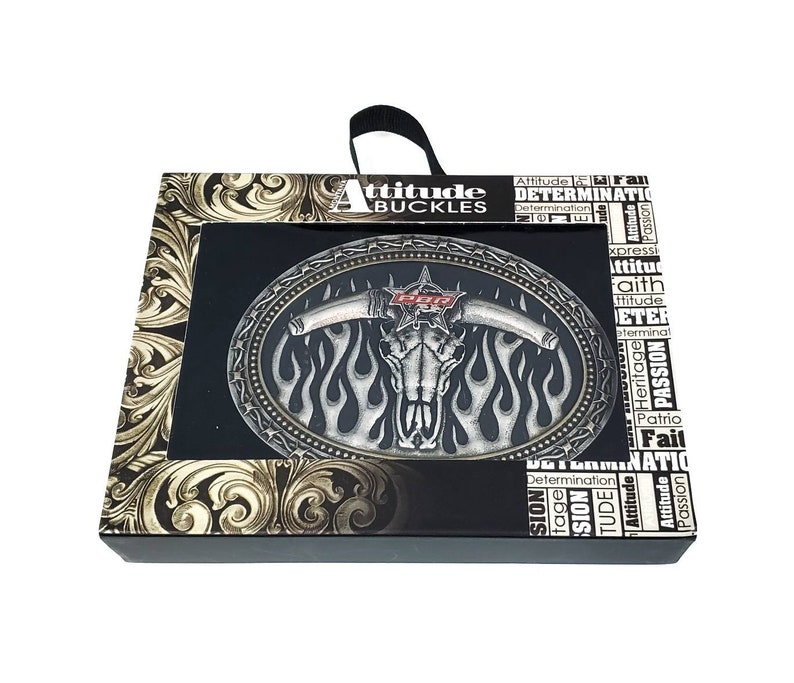 Montana Silversmiths Officially Licensed PBR Fanning the Flames Bull Skull Attitude Buckle NEW