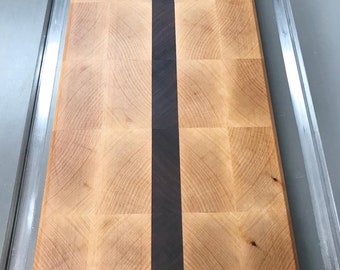 Tabla de corte de grano de arce y nogal