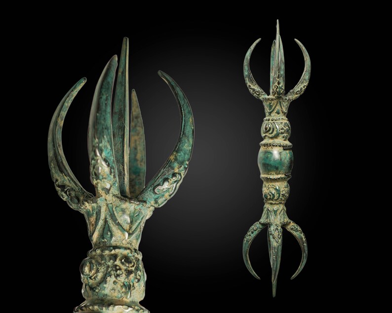 Bronze Vajra Dorje Thunderbolt Statue, Hindu Decor (13 Inch) GREEN