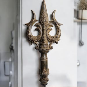 Makara Axe Phurba, Hindu Bronze Sculpture, Room Decor (19 Inch)