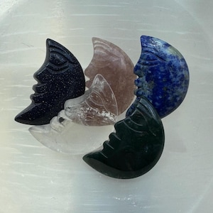 Natural Crystal Carved Moons/Spiritual Gift/Polished Stones/Meditation Crystals/Spiritual Décor/Spiritual Gift