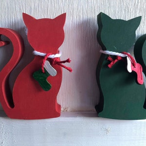 Christmas CATS/Kitties / Wood Cats with Santa hats, holiday Farmhouse decor