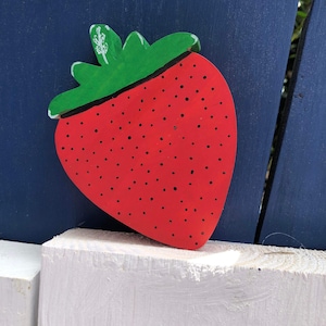Chunky WOOD STRAWBERRY Farmhouse Decor,  Tier Tray/Counter Decoration