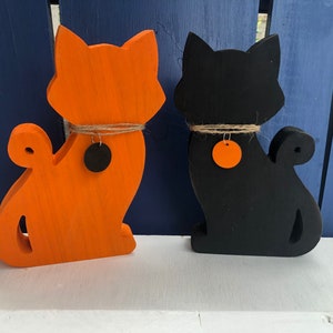 Halloween WOOD black or orange CATS / rustic farmhouse