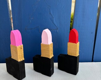 Wood Colored LIPSTICKS Fun, Wood cutouts, decorative Colorful XOXO