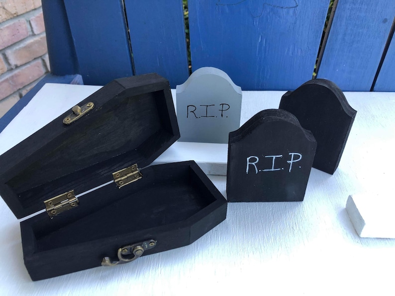 Halloween BLACK COFFIN box with latch, Wood decor image 4