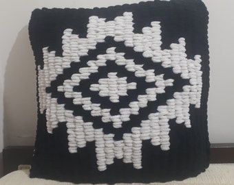 Knitted kilim pattern pillow cover, black white Living room decorative cushion, crochet 16x16 sofa pillow case, new home decor gift