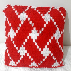 Chunky Knit Pillow Cover Red White Geometric Sofa Cushion, image 4