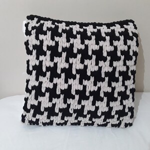 Knitted Houndstooth Pillow Cover Black White Decorative Cushion,