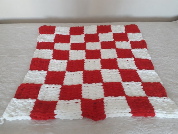 Red baby blanket hotsell